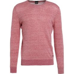 BOSS CASUAL KWASIROL Sweter light red. Swetry rozpinane BOSS CASUAL. Za 539.00 zł.