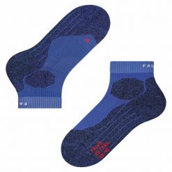 Nisko wycięte skarpetki Falke RU Trail. Niebieskie skarpety Falke, bez wzorów, z elastanu. Za 153.00 zł.