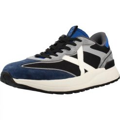 Buty MUNICH 8862016M DYNAMIX 16 Niebieski. Niebieskie buty turystyczne munich, bez wzorów, z tkaniny, bez zapięcia, na fitness i siłownię. Za 465.99 zł.