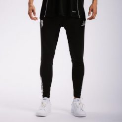Spodnie czarne treningowe adidas Tiro 25 Legia Warszawa. Czarne spodnie treningowe długie Adidas, xs, bez wzorów. Za 229.99 zł.