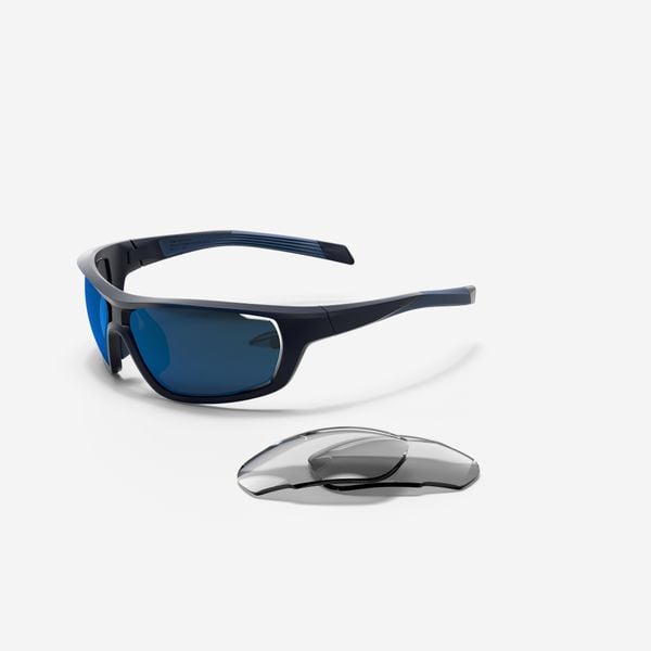 Okulary rowerowe Van Rysel Perf 100 Pack wymienne szkła kat. 0 i 3. Niebieskie okulary przeciwsłoneczne Decathlon. Za 79.99 zł.