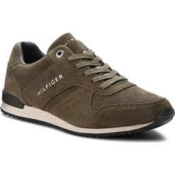 Sneakersy TOMMY HILFIGER - Iconic Suede Textile FM0FM01731 Olive Night 010. Buty sportowe casual marki Tommy Hilfiger. W wyprzedaży za 279.00 zł.