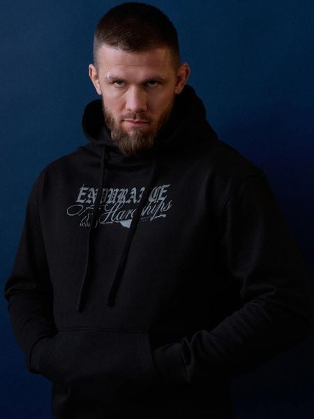 MANTO bluza z kapturem RESOLVE czarna. Czarne bluzy z kapturem Manto, l, bez wzorów, z bawełny, z kapturem. Za 249.00 zł.