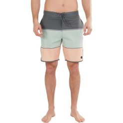 Spodenki plażowe męskie FUNDANGO Neal Boardshort. Czerwone odzież kąpielowa Fundango, m, bez wzorów, z bawełny, sportowe. W wyprzedaży za 120.08 zł.