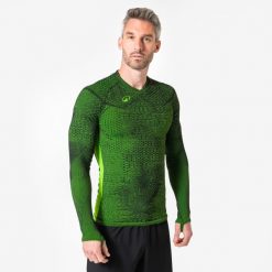 Podkoszulek piłkarski Kipsta Keepdry Warm. Czarne bielizna termoaktywna KIPSTA, xs, bez wzorów, z dzianiny, bez ramiączek, do biegania. Za 119.99 zł.