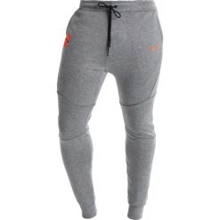 Nike Performance FC BARCELONA Artykuły klubowe carbon heather/hyper crimson. Kurtki treningowe marki Nike Performance. Za 379.00 zł.
