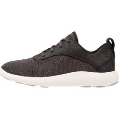 Timberland FLYROAM Sneakersy niskie black. Buty sportowe casual marki Timberland. Za 589.00 zł.