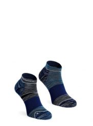 Skarpety trekkingowe męskie Ortovox Alpine Low Socks. Niebieskie skarpety ORTOVOX, bez wzorów, z materiału. Za 98.99 zł.