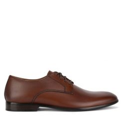 Półbuty Lasocki. Brązowe eleganckie półbuty Lasocki, bez wzorów, bez obcasa, bez zapięcia. Za 249.99 zł.