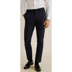 Mango Man - Spodnie Paulo. Spodnie materiałowe marki Mango Man. W wyprzedaży za 139.90 zł.