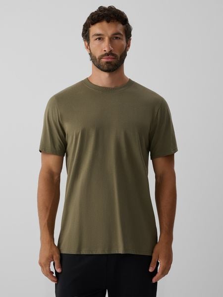4F T-shirt regular z antybakteryjnym wykończeniem Polygiene męski - khaki S. Brązowe t-shirty 4F, l, bez wzorów, z dzianiny, bez kołnierzyka, bez ramiączek. Za 69.99 zł.