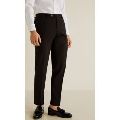 Mango Man - Spodnie Brasilia. Spodnie materiałowe marki Mango Man. Za 199.90 zł.
