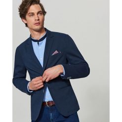 Marynarka z poszetką slim fit - Granatowy. Marynarki marki Reserved. W wyprzedaży za 99.99 zł.