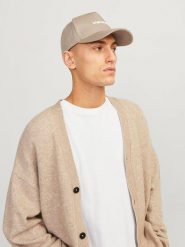 Jack & Jones Czapka w kolorze beżowym rozmiar: onesize. Brązowe czapki z daszkiem Jack & Jones, bez wzorów, z bawełny. Za 59.26 zł.