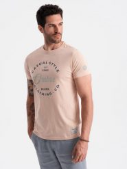 T-shirt męski z nadrukiem Ombre Casual Style – jasnoróżowy V3 OM-TSPT-0144 - XXL. Czerwone t-shirty Ombre Clothing, l, z aplikacjami, z bawełny, bez kołnierzyka, bez ramiączek. Za 41.99 zł.