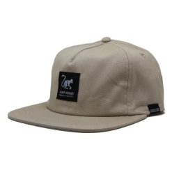 Czapka typu trucker z płaskim daszkiem, organiczna, dla dorosłych(beżowa). Brązowe czapki z daszkiem SURF MONKEY, bez wzorów, z bawełny. Za 139.95 zł.