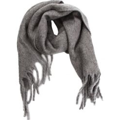 Szal LIU JO - Sciarpa Effetto Moh N68292 T0300 Frozen 63850. Szaliki marki Liu Jo. W wyprzedaży za 189.00 zł.