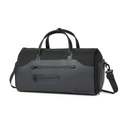 Torba podróżna Wozinsky Premium na garnitur z kieszenią na mokre rzeczy. Czarne garnitury Wozinsky, l, bez wzorów. Za 154.99 zł.