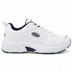 Fila buty męskie Kreatix P białe. Białe buty turystyczne Fila, bez wzorów, z jeansu, bez zapięcia, trekkingowe. Za 299.00 zł.