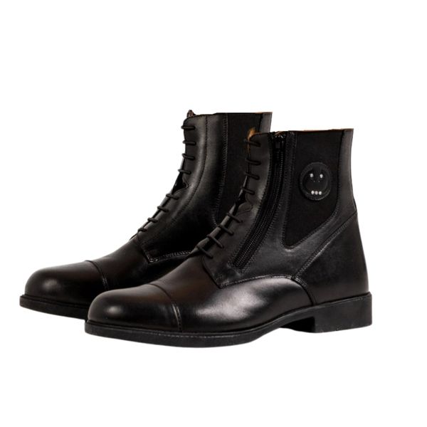 Sztyblety skórzane z zamkiem Equus. Sztyblety EQUUS BRAND, bez wzorów, z materiału, bez obcasa, bez zapięcia. Za 179.99 zł.