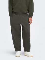 ONLY & SONS Spodnie dresowe "Sceres" w kolorze antracytowym rozmiar: M. Czarne spodnie treningowe długie Only & Sons, m, bez wzorów, z dresówki. Za 109.95 zł.
