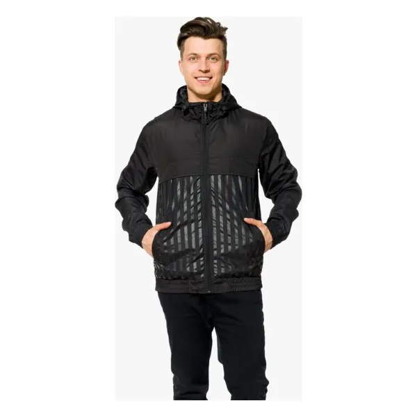 Umbro Kurtka Adder , czarny, rozmiar XL. Czarne kurtki Umbro, m, bez wzorów, z materiału, bez kaptura. W wyprzedaży za 99.99 zł.