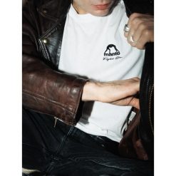 Koszulka sportowa MANTO Fight company z krótkim rękawem. Białe t-shirty sportowe Manto, bez wzorów, bez ramiączek. Za 119.00 zł.