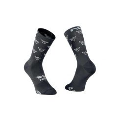 Skarpety rowerowe NORTHWAVE RIDE & ROLL czarny. Czarne skarpety Northwave, bez wzorów. Za 35.00 zł.