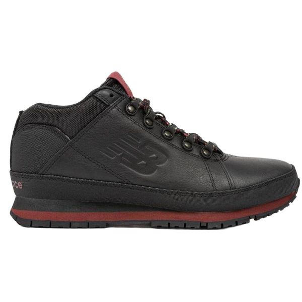 Męskie Skórzane Buty Sportowe Z Kontrastowym Logo. Czarne buty turystyczne New Balance, bez wzorów, ze skóry, bez zapięcia, trekkingowe. Za 857.99 zł.