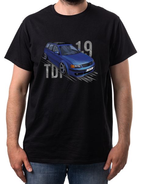 VW Passat B5 — koszulka (Kolor koszulki: czarny; Rozmiar: 5 - 6 lat; Rodzaj nadruku: Volkswagen Passat B5). Czarne bluzy z kapturem nikiniki, m, bez wzorów, z bawełny, bez kaptura. Za 69.00 zł.