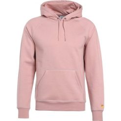 Carhartt WIP CHASE Bluza z kapturem soft rose/gold. Bluzy marki Carhartt WIP. W wyprzedaży za 187.85 zł.