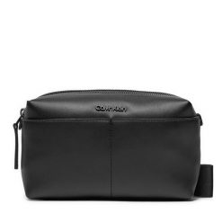Saszetka Calvin Klein. Czarne saszetki i nerki CALVIN KLEIN, bez wzorów. Za 249.99 zł.
