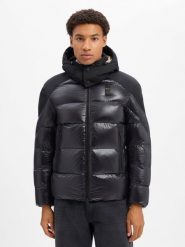 Blauer kurtka puchowa Mężczyźni czarny, M. Czarne kurtki Blauer, m, bez wzorów, z puchu, bez kaptura. Za 1,799.95 zł.