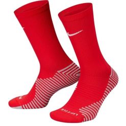 Skarpety Unisex Dla Dorosłych Strike Crew. Czerwone skarpety Nike, bez wzorów. Za 70.99 zł.