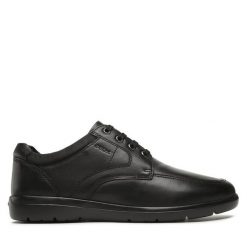 Półbuty Geox. Czarne eleganckie półbuty Geox, bez wzorów, bez obcasa, bez zapięcia. Za 329.99 zł.