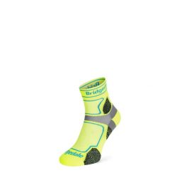 Skarpety do biegania Bridgedale Ultra Lt T2 Coolmax Sport 3/4 Crew. Żółte skarpetki sportowe Bridgedale, bez wzorów. Za 74.99 zł.