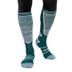 Skarpety narciarskie Sporty zimowe Siroko DAFFY Green Ducky. Niebieskie skarpety SIROKO, bez wzorów, z tkaniny. Za 127.00 zł.