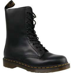 Dr. Martens 1490 10092001. Buty trekkingowe marki Dr. Martens. W wyprzedaży za 599.99 zł.