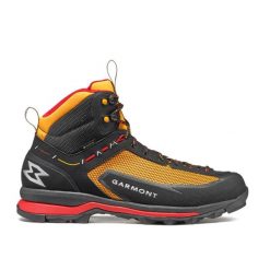 Buty turystyczne Garmont Vetta Synth GTX. Czerwone buty sportowe casual Garmont, bez wzorów, bez zapięcia. W wyprzedaży za 659.00 zł.