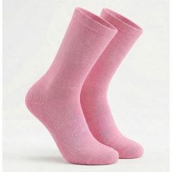 Oddychające skarpety kolarskie/biegowe – Różowe. Czerwone buty do biegania C-LAB, bez wzorów. Za 104.50 zł.