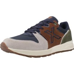 Buty MUNICH 1030 81 Niebieski. Niebieskie buty trekkingowe munich, bez wzorów, ze skóry, bez zapięcia, trekkingowe. Za 313.99 zł.