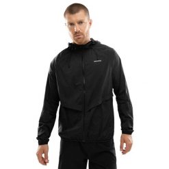 Męska kurtka wiatrówka do biegania Fitness Siroko Bund Black. Czarne kurtki do biegania SIROKO, m, bez wzorów, z materiału, bez kaptura, do biegania. Za 338.00 zł.