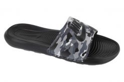 Klapki na basen męskie, Victori One Slide. Czarne klapki Nike, z materiału. Za 129.99 zł.