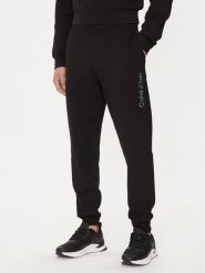 Calvin Klein Bluza Shadow Embosed Logo K10K113081 Czarny Regular Fit. Czarne bluzy CALVIN KLEIN, m, bez wzorów, z bawełny, bez kaptura. Za 269.99 zł.