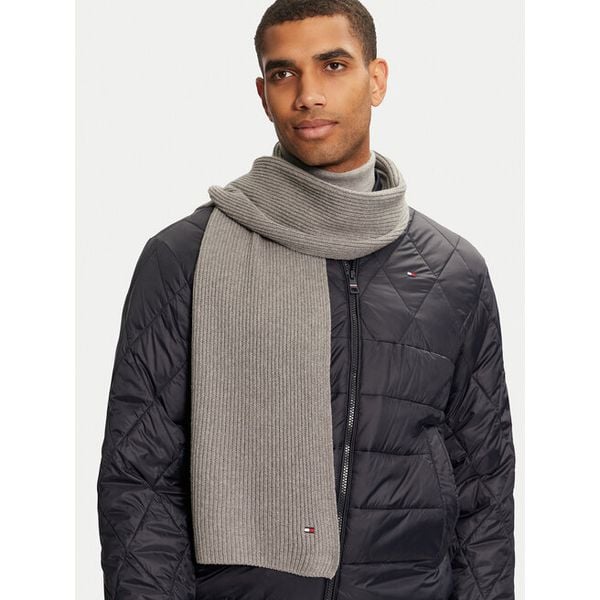 Szalik Tommy Hilfiger. Szare szaliki Tommy Hilfiger, bez wzorów. Za 159.99 zł.