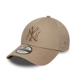 Czapka z daszkiem New Era New York Yankees Nos League Ess 9FORTY. Brązowe czapki z daszkiem New Era, bez wzorów. Za 170.50 zł.