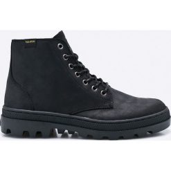 Palladium - Buty. Czarne botki sznurowane Palladium, bez wzorów, z materiału, z okrągłym noskiem, bez obcasa, bez zapięcia. W wyprzedaży za 289.90 zł.