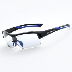 Okulary przeciwsłoneczne fotochromowe z ochroną UV400. Czarne okulary przeciwsłoneczne ROCKBROS. Za 155.60 zł.