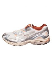 Mizuno Buty "Wave Rider" w kolorze srebrno-białym do biegania rozmiar: 41. Białe buty do biegania Mizuno, bez wzorów, z materiału, bez zapięcia, do biegania. Za 295.99 zł.
