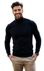 Czarny golf męski Modini SW71. Czarne golfy Modini Moda Męska, m, bez wzorów, z materiału, bez ramiączek. W wyprzedaży za 157.50 zł.